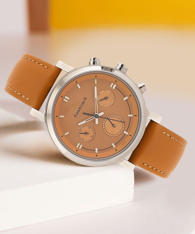 Highlander Men’s Straight Fit Mid-Rise Stretchable Jeans | Classic Clean Look | Designed for All-Day Comfort & Ease Light Blue