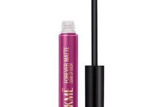 Lakme Forever Matte Liquid Lip Colour, Long-Lasting Liquid Lipstick, Lightweight & Transferproof, Smudgeproof – Pink Floss 5.6ml