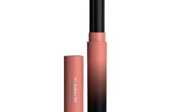 Maybelline New York Lipstick, Matte Finish, Bold Colour, Enriched With Jojoba Oil, Color Sensational Ultimattes, 699 More Buff, 1.7 g