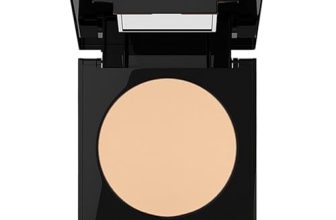 Maybelline New York Powder Foundation, Pressed Powder Compact, Mattifies Skin,Sensitive, Incl. Mirror and Applicator, Fit Me, 330 Toffee, 8.5g