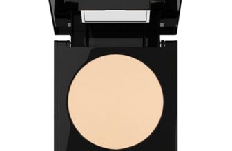 Maybelline New York Fit Me Matte Poreless Pressed Face Powder. Natural, poreless finish with long-lasting shine control, Pressed Powder that absorbs oil to mattify skin – Natural Buff 230 | 8.5gm