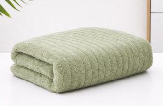 Cortina Towels for Bath (70 x 140 cm) – 380 GSM Microfiber Bath Towels, Ultra Soft, Highly Absorbent & Quick Dry for Gym, Beach & Bathroom Towels for Men, Women & Kids : Light Green