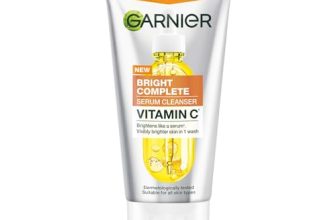 Garnier 2-in-1 Vitamin C Serum Facewash |Cleanse, Brighten & Hydrate, 150g