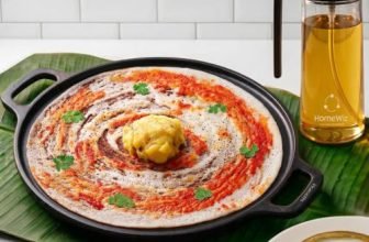 HomeWiz Cast Iron Non Stick Dosa Tawa 30 cm | Free Oil Dispenser 500ml | Pre-Seasoned Cast Iron Tawa for Roti & Dosa | Big Size Cast Iron Dosa Tawa | Lifetime Usage | Works on Induction & Gas Stove