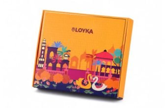 LOYKA Utsav Diwali Gift Hamper Box for Family and Friends- 14 Assortments – Premium Sweets Gift Box with Almond Brittle, Choco Barks, Cashews & Bhujia – Diwali Gifts for Employees Bulk Gifting