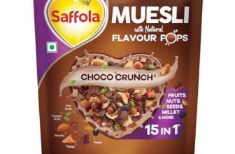 Saffola Muesli Choco Crunch with Flavour Pops, 400 gm/450 gm | 15 in 1 Fruit and Nuts, Seeds, Millet & more | Cereals for breakfast with wholegrain, protein, fibre