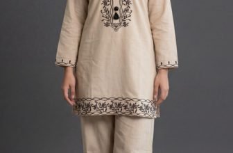 EDLEY ALLAN Women Embroidered A-line Kurta(Beige)