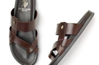 U.S. Polo Assn. Mens IKER Brown Slippers – (UK6) (US7) (2FD24644K04)